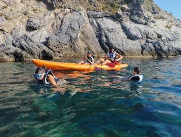 Kayak, Liguria in kayak: Isola di Bergeggi